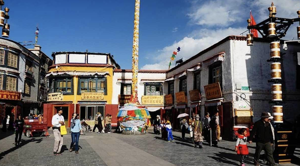 Majnu Ka Tila Nearest Metro Station | How to Reach by Delhi Metro