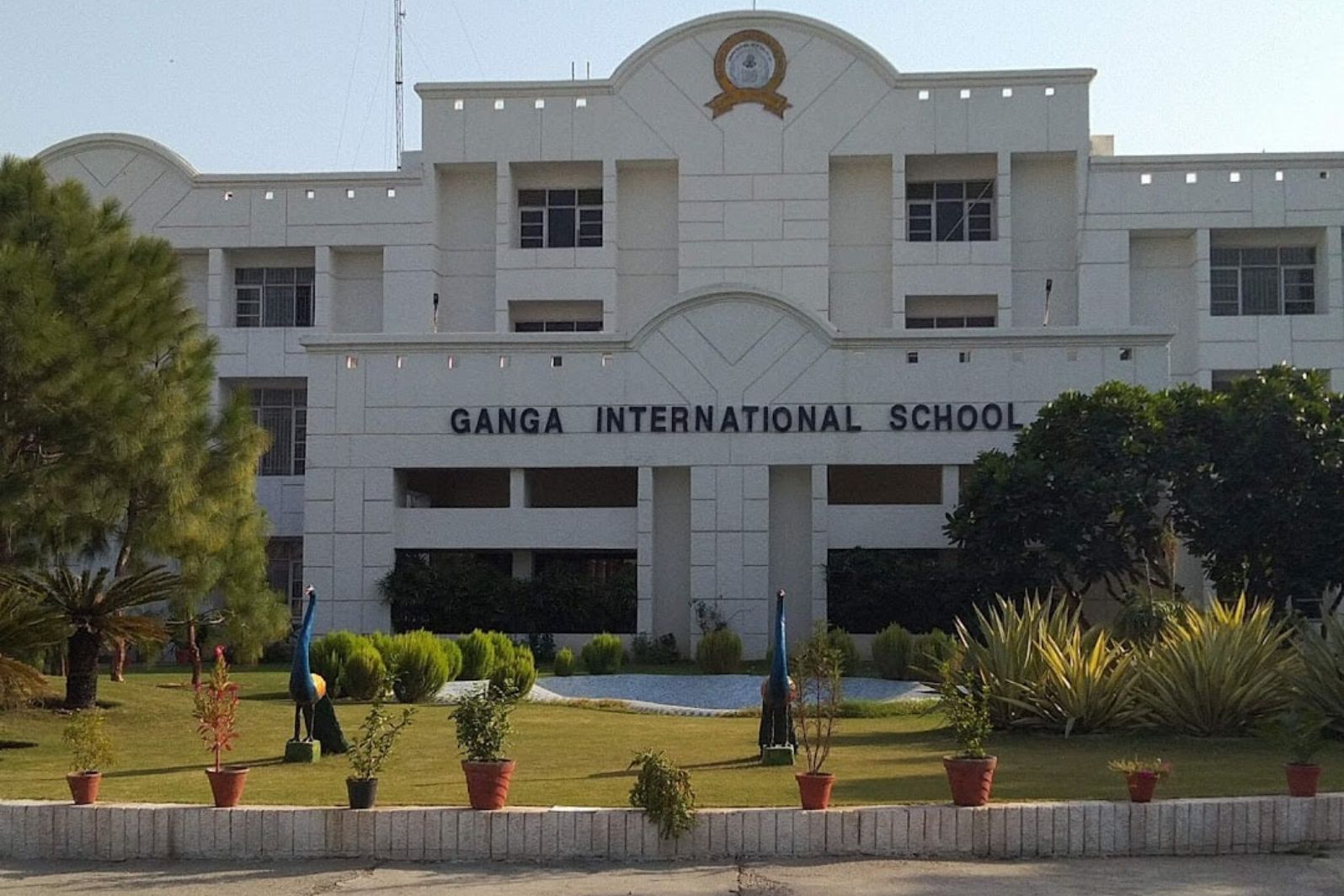 Getting to Your Exam Centre: Your Guide to Pawan Ganga Educational Centre's Nearest Metro