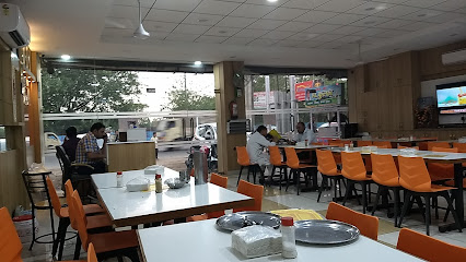 New Raja vaishno bhojnalaya