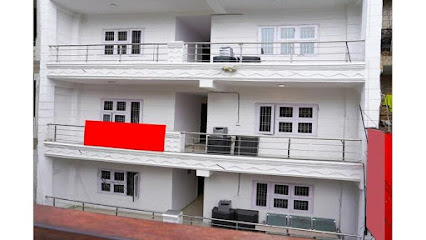 OYO Discovery Inn Near New Ashok Nagar Metro Station