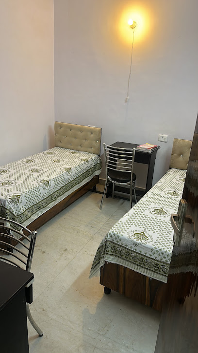 PG for Girls near LSR- NK HOMES . Hostel in Lajpat Nagar. LSR, Gargi, Kamala Nehru college