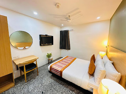 Qotel Comfort Golden Saffron Punjabi Bagh